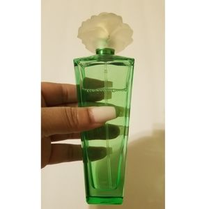 Gardenia by Elizabeth Taylor